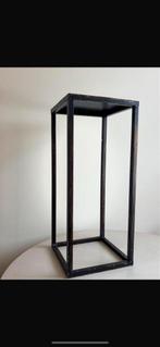 Sober Tafeltje Hoffz Stijl voor Pot of Kruik, 45 tot 60 cm, Minder dan 55 cm, Gebruikt, Vierkant