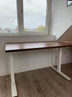 Bureau verstelbaar in hoogte, Ophalen, In hoogte verstelbaar, Zo goed als nieuw