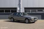 BMW 3-serie E30 325i Touring l Zwitser l Mooi & roestvrij, Auto's, Gebruikt, 2494 cc, Metallic lak, 10 km/l