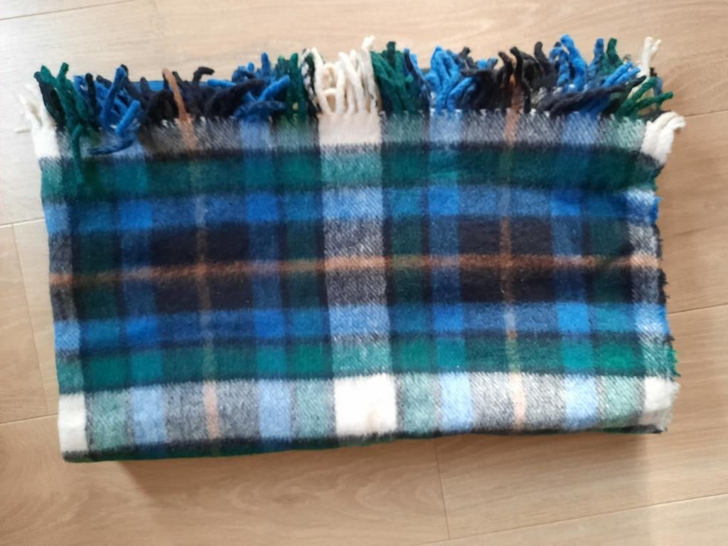 Mooi nieuw vintage deken/ plaid, Huis en Inrichting, Woonaccessoires | Plaids en Woondekens, Ophalen of Verzenden