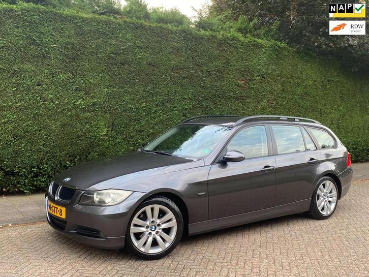 BMW 3-serie Touring 318i AIRCO KOUD/LEER/PDC/NAVI/TREKHAAK!, Auto's, BMW, Bedrijf, Te koop, 3-Serie, ABS, Airbags, Airconditioning