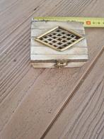 Oud doosje van been, Antiek en Kunst, Ophalen of Verzenden