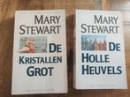 Mary Stewart - 2 holle heuvels, Gelezen, Ophalen of Verzenden, Nederland, Mary Stewart