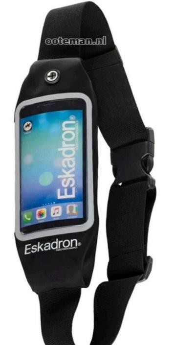 Telefoonhouder (Eskadron) beschikbaar voor biedingen