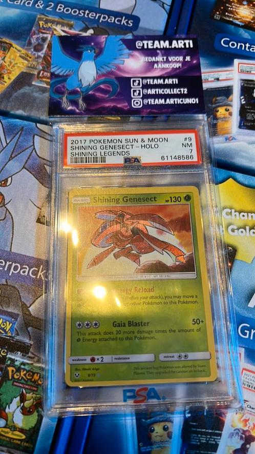 Genesect PSA 7 Shining Legends, Hobby en Vrije tijd, Verzamelkaartspellen | Pokémon, Zo goed als nieuw, Boosterbox, Ophalen of Verzenden