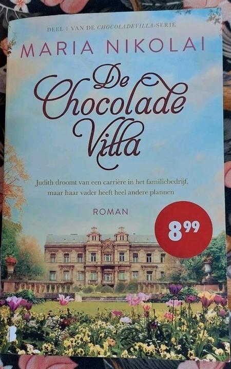 Maria Nikolai - De chocoladevilla, Boeken, Literatuur, Zo goed als nieuw, Nederland, Ophalen of Verzenden