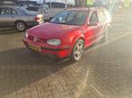 nette golf variant 1.6 benzine, rood, 17 inch lm velgen, Verwarmde buitenspiegels, Zwart, 4 cilinders, 1153 kg