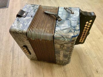 Hohner schippersklavier. beschikbaar voor biedingen