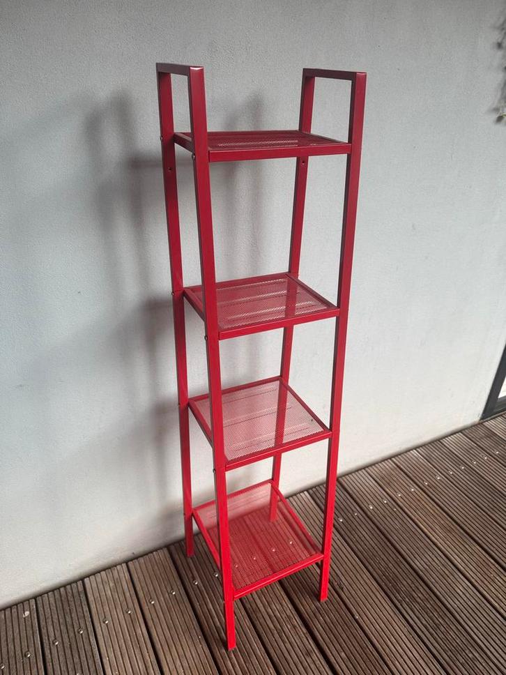 Rood metalen kastje - Scheef model, Huis en Inrichting, Kasten | Stellingkasten, Gebruikt, Ophalen of Verzenden