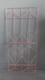 Roze metalen wandrek / fotorek / kaartenrek, Huis en Inrichting, Woonaccessoires | Memoborden, Ophalen of Verzenden, Zo goed als nieuw