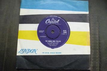 frank sinatra - the moon was yellow ( jaren 60 ) beschikbaar voor biedingen