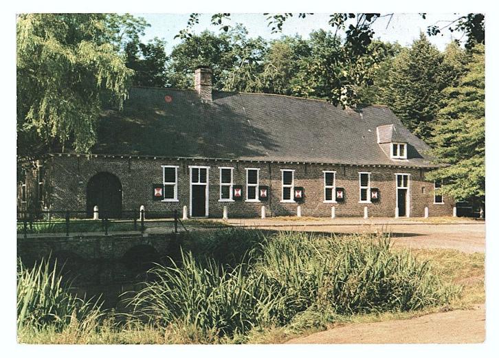 903284	Deurne	N Br 1978 gel in 82  Kasteel	Kasteeltuin	_Gelo, Verzamelen, Ansichtkaarten | Nederland, Gelopen, Noord-Brabant, 1960 tot 1980