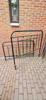 Antiek bed, staal met koper, Ophalen