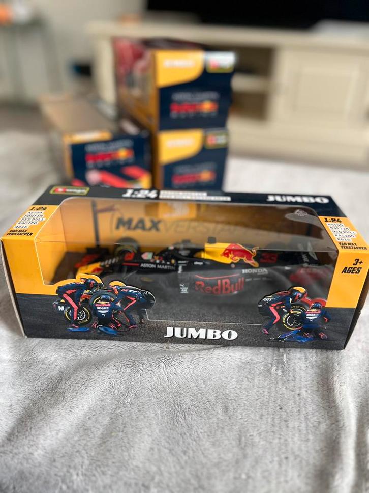 Red Bull Racing RB16 Max Verstappen f1 car 2020, Hobby en Vrije tijd, Modelauto's | 1:24, Zo goed als nieuw, Bburago, Ophalen of Verzenden