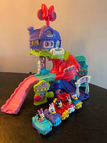 VTech Toet Toet Minnie Mouse Baan + 5 Auto's beschikbaar voor biedingen
