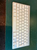 Apple Magic Keyboard A1314 - QWERTY, Ophalen of Verzenden, Qwerty, Gebruikt, Draadloos