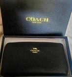 Coach zip around portomonee, Sieraden, Tassen en Uiterlijk, Portemonnees, Ophalen of Verzenden, Nieuw, Zwart