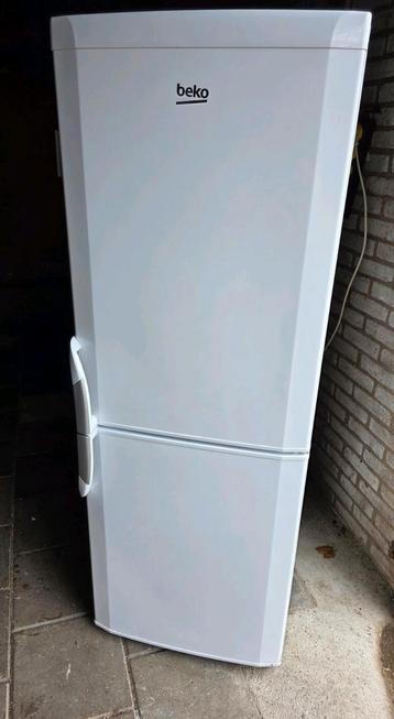 Beko koelvriescombinatie A ++ Koelkast met vriezer combi beschikbaar voor biedingen
