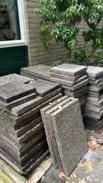 Grindtegels 60x40 en stoeptegels 30x30 gratis afhalen, Tuin en Terras, Tegels en Klinkers, Ophalen, Gebruikt, 10 m² of meer, Beton