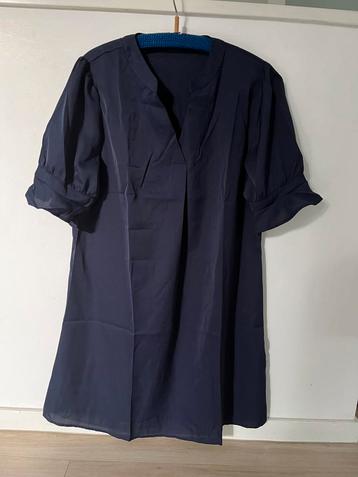 Donkerblauwe jurk / tuniek met v hals en wijde mouwen xl beschikbaar voor biedingen