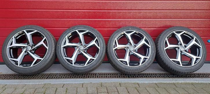 Vw Polo GTI / R wielenset 17 inch nieuw (bonneville) 215/45R, Auto-onderdelen, Banden en Velgen, Banden en Velgen, All Season