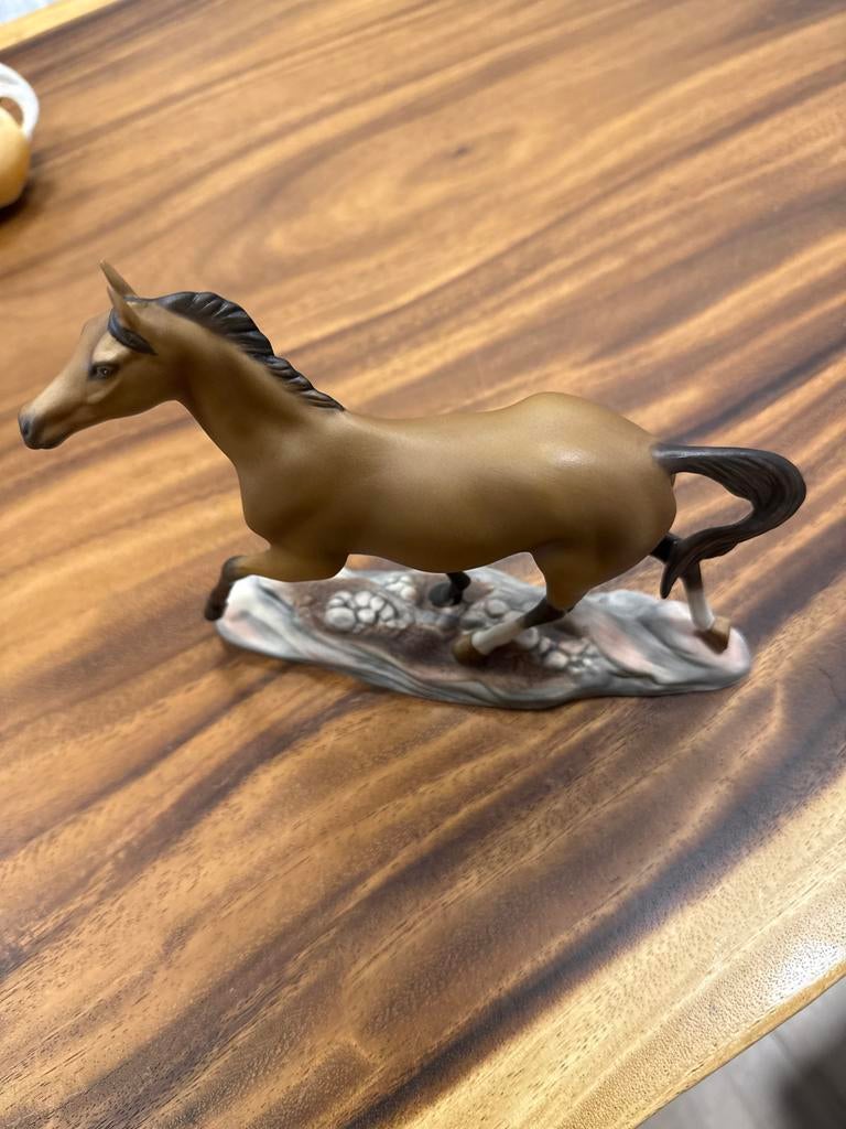 Akhal-Teké Paardenbeeldje van Franklin Mint, Ophalen of Verzenden