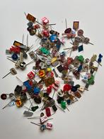 Grote verzameling oude speldjes, Verzamelen, Speldjes, Pins en Buttons, Gebruikt, Ophalen of Verzenden, Speldje of Pin