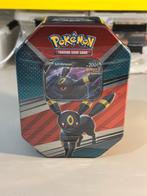 Umbreon V Tin Sealed Sword & Shield Era Pokemon, Ophalen of Verzenden, Nieuw, Boosterbox