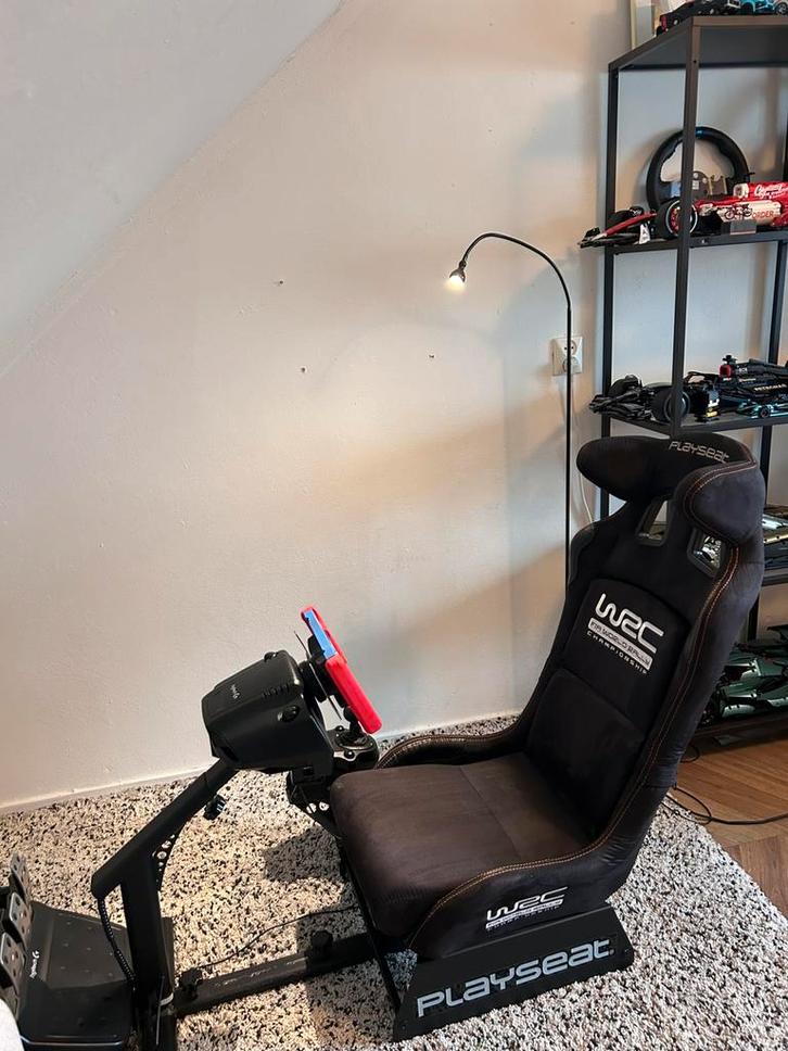 Playseat evolution Pro WRC met g29 stuur, Spelcomputers en Games, Spelcomputers | Sony PlayStation Consoles | Accessoires, Zo goed als nieuw