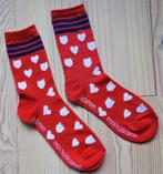 leuke sokken: rood met witte hartjes, slechts €1,50 verzendn, Sokken en Kniesokken, Verzenden, Maat 35 t/m 38, Nieuw