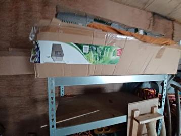 Tuinpaviljoen in doos beschikbaar voor biedingen