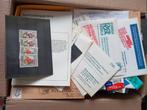 Wereld uitzoekpartij in doos, Postzegels en Munten, Postzegels | Volle albums en Verzamelingen, Ophalen of Verzenden, Buitenland