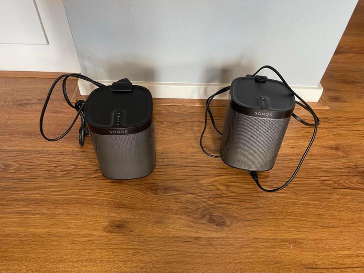 2x Sonos Play:1 Zwart - Perfect voor Stereo Geluid, Audio, Tv en Foto, Luidsprekers, Gebruikt, Front, Rear of Stereo speakers