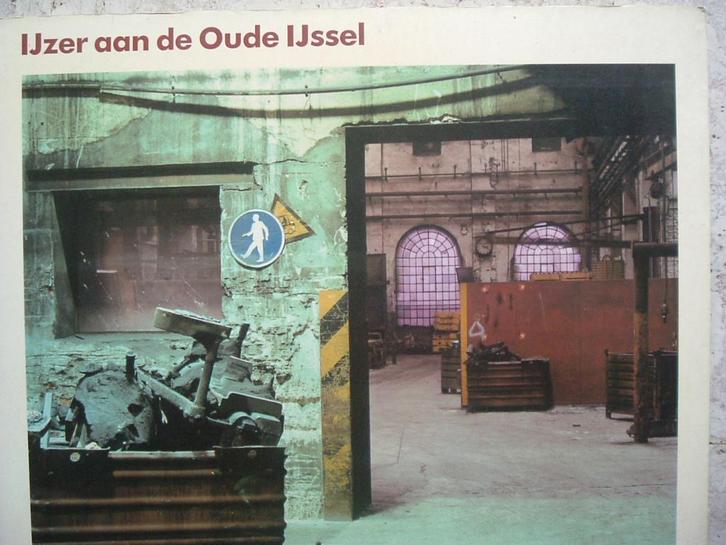 Gieterijpersoneel langs de Oude IJssel, 1880 - 1980., Boeken, Geschiedenis | Stad en Regio, Gelezen, 20e eeuw of later, Ophalen of Verzenden