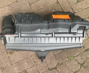 Luchtfilterhuis citroen/peugeot beschikbaar voor biedingen