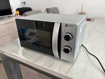 Nieuwe Kleine Magnetron SwitchOn - Simpel - 700Watt beschikbaar voor biedingen