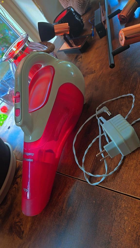 Black&Decker Kruimeldief - Handstofzuiger, Witgoed en Apparatuur, Stofzuigers, Zo goed als nieuw, Stofzuiger, Minder dan 1200 watt