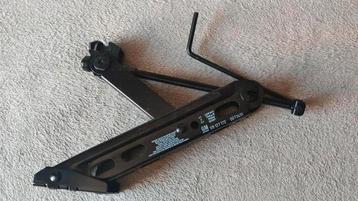 Autokrik GM

09 127 172

0073451 Opel Astra Zafira Vectra

 beschikbaar voor biedingen