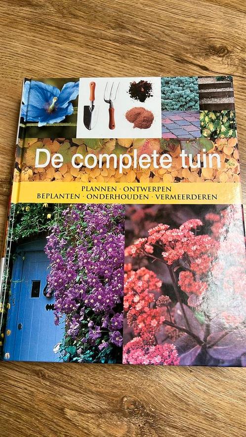 De complete tuin, Deena Beverley & Barty Phillips, Boeken, Wonen en Tuinieren, Zo goed als nieuw, Ophalen of Verzenden