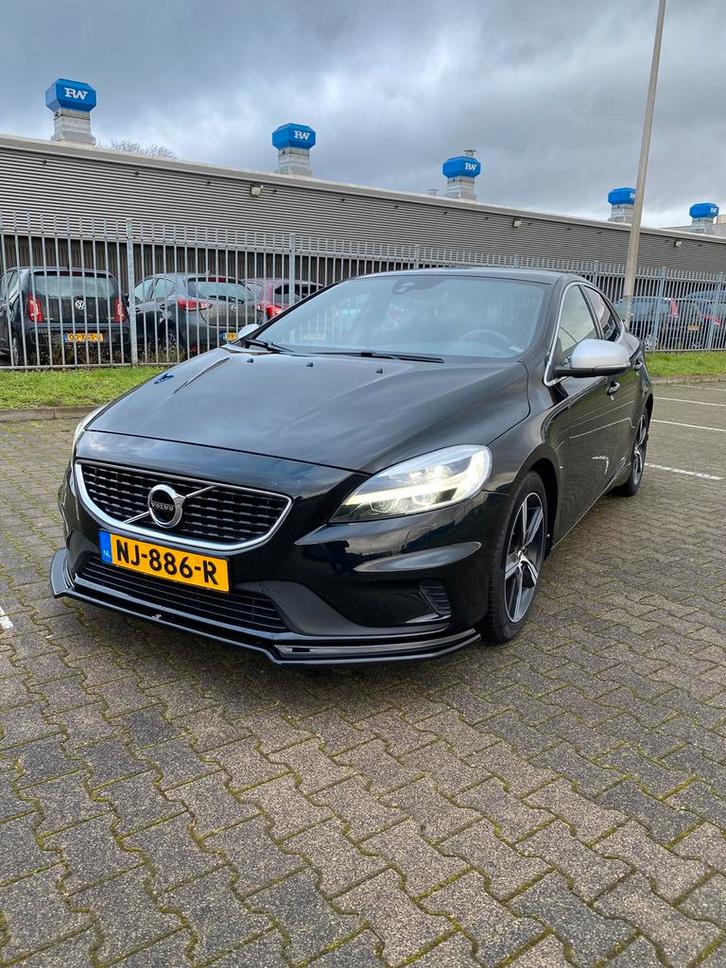 Volvo V40 R design 1.5 200pk! Automaat!, Auto's, Volvo, Particulier, V40, ABS, Airbags, Airconditioning, Alarm, Bluetooth, Bochtverlichting