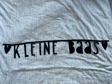 Leuke letterslinger voor kinderkamer beschikbaar voor biedingen