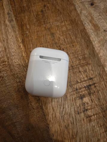 Airpods originele case beschikbaar voor biedingen