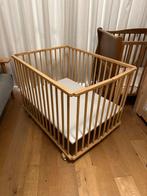 Box, hout, inklapbaar, wieltjes, Kinderen en Baby's, Boxen, Ophalen, Gebruikt, In hoogte verstelbaar