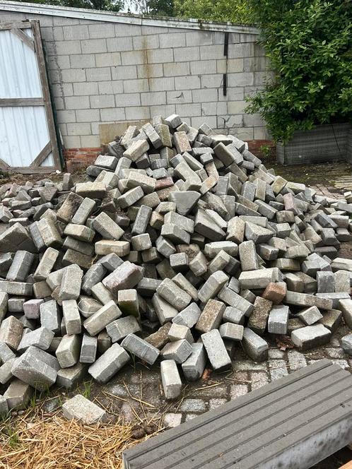 Betonklinkers klinkers ongeveer 40m2, nog wat opsluitbanden, Tuin en Terras, Tegels en Klinkers, Zo goed als nieuw, Klinkers, Beton