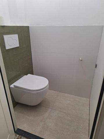 Nieuw: 25 olijfgroene wandtegels voor toilet/badkamer 30x7,5 beschikbaar voor biedingen