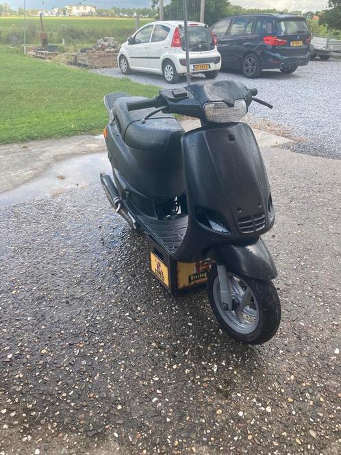 Zip type 3, Fietsen en Brommers, Scooters | Piaggio, Zo goed als nieuw, Zip, Tweetakt, Ophalen