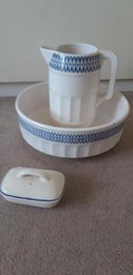 te koop mooie lampetkan/lampetschaal met kammen/zeepbakjes, Ophalen of Verzenden