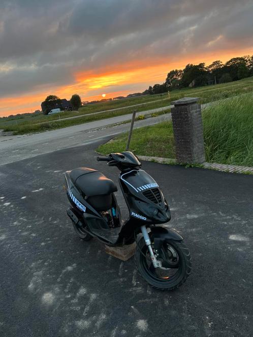 Piaggio nrg mc3 70cc stage 6, Fietsen en Brommers, Scooters | Piaggio, Zo goed als nieuw, NRG, Ophalen