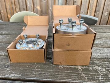 4x 20mm en 2x 15mm spacers 4x100 VERKOCHT beschikbaar voor biedingen
