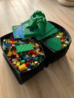 Duplo 2 bakken vol (trein, rails, bouwplaten, allerlei), Ophalen, Gebruikt, Duplo